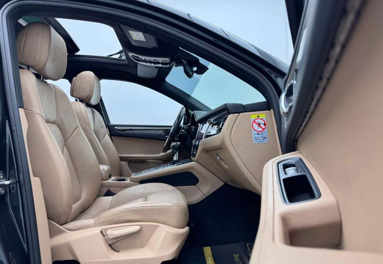 Porsche Macan 2020 Porsche Macan S, 1 Year Warranty, Service History, Excellent Condition, GCC