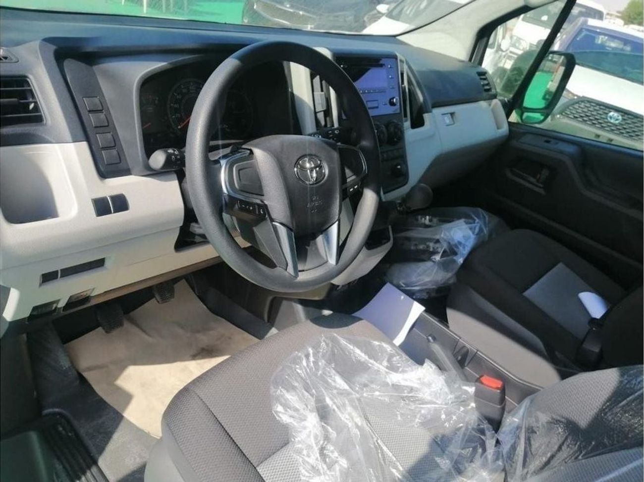 تويوتا هاياس تويوتا هايس 2025 2800 سي سي AHI سقف ركاب ديزل يدوي صفر