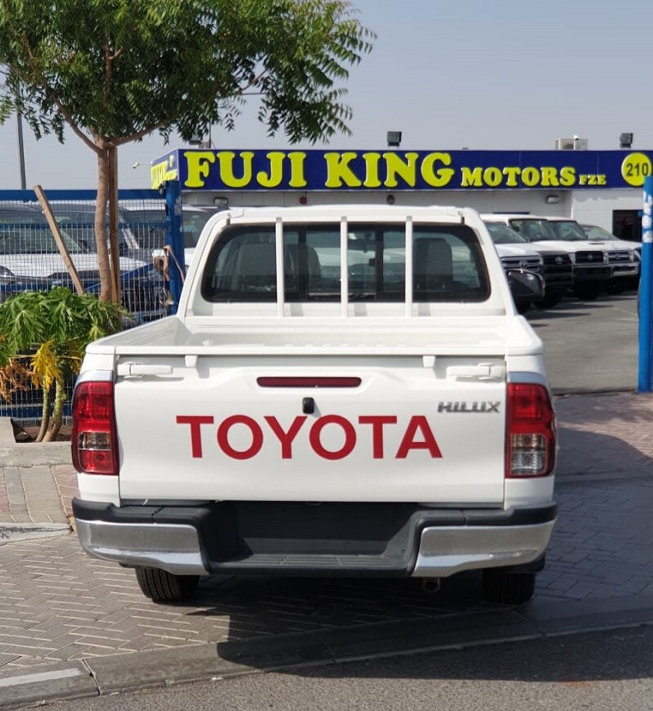 Toyota Hilux PICKUP MANUAL - 2023    (DIESEL) - BRAND NEW