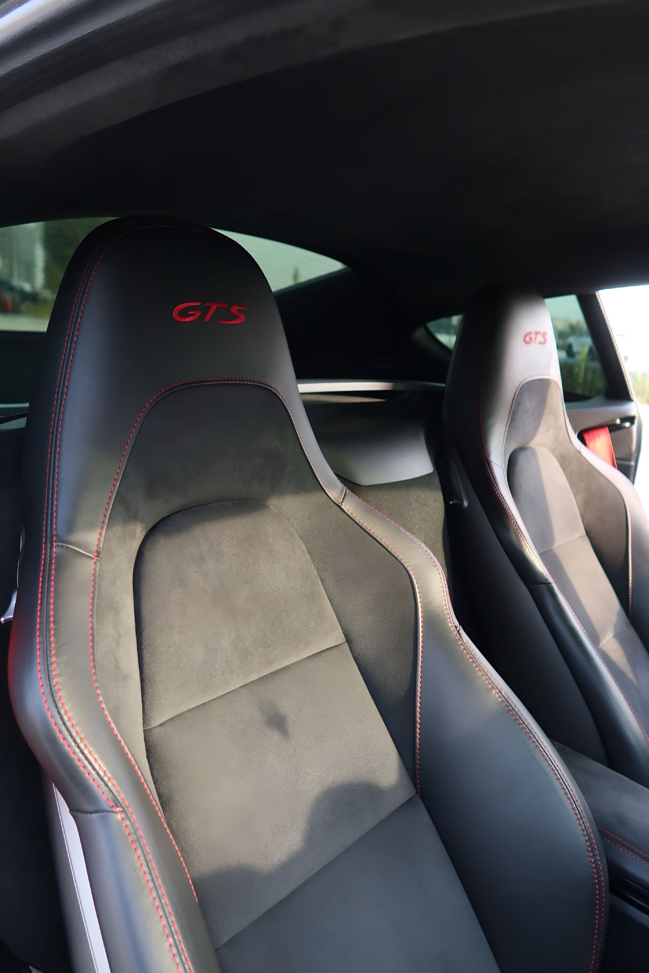 بورش كايمان 718