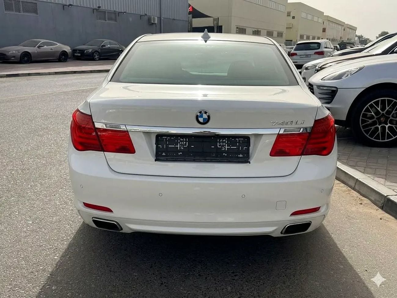 BMW 740Li EXCLUSIVE 740Li GCC Specs