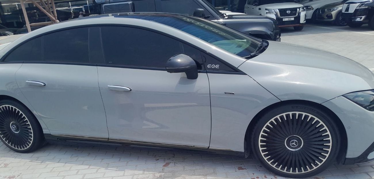 Mercedes-Benz EQE 350 SUV