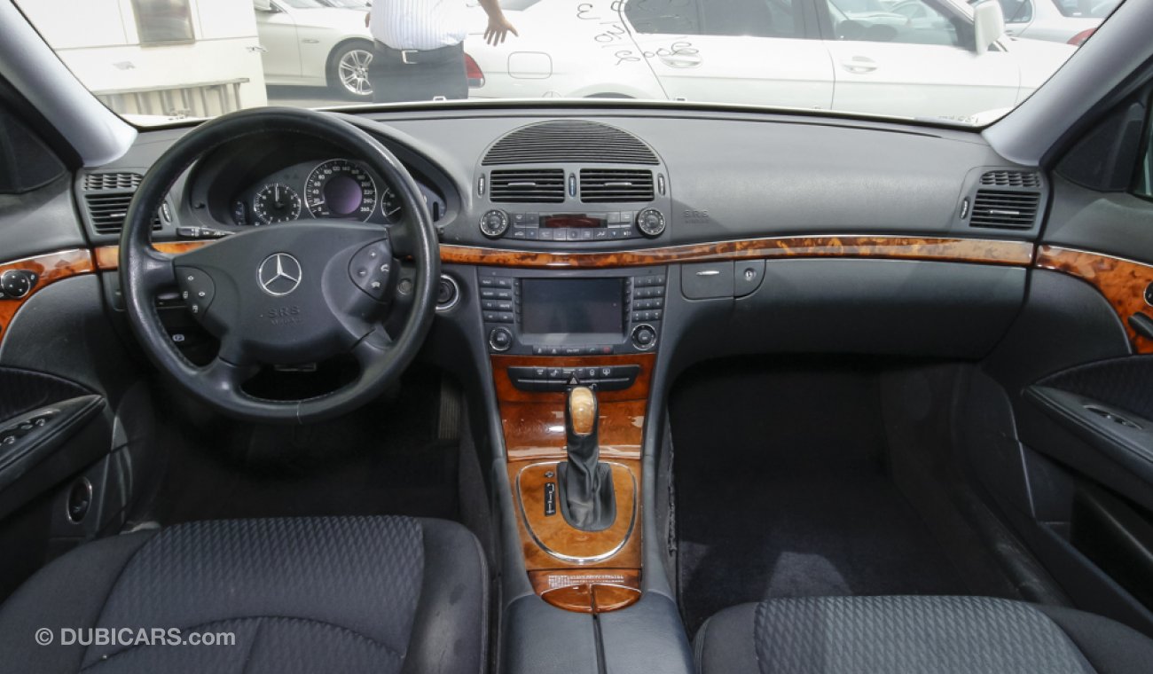 Mercedes-Benz E 240