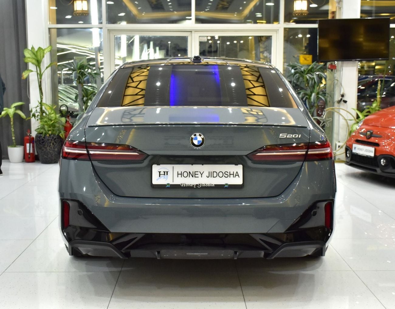 بي أم دبليو 520i EXCELLENT DEAL for our BMW 520i M-Kit ( 2024 Model ) in Grey Color GCC Specs