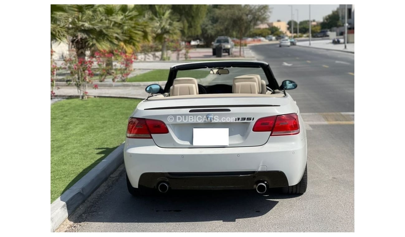 BMW 330i BMW 330i || GCC || Hard Top Convertible || Very Well Maintained