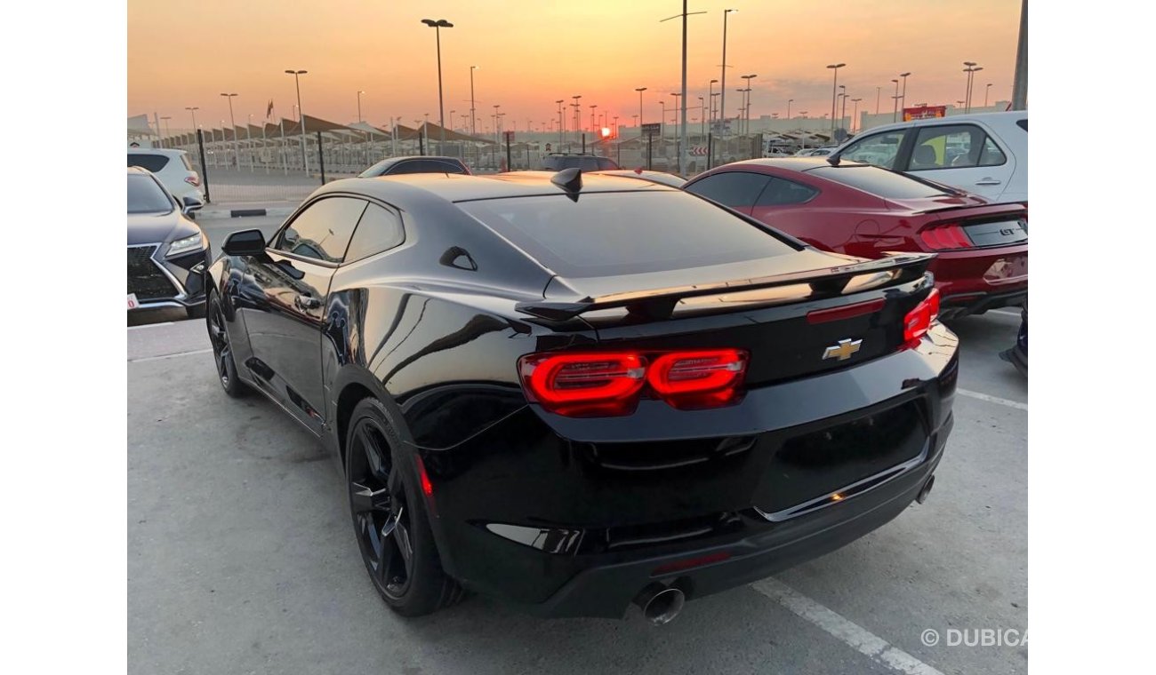 Chevrolet Camaro Camaro LT1 / v4 turbo 2.0 / model 2019