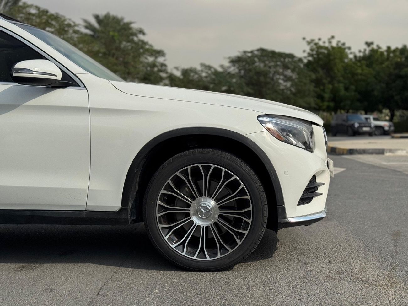 Mercedes-Benz GLC 300 AMG 2.0L