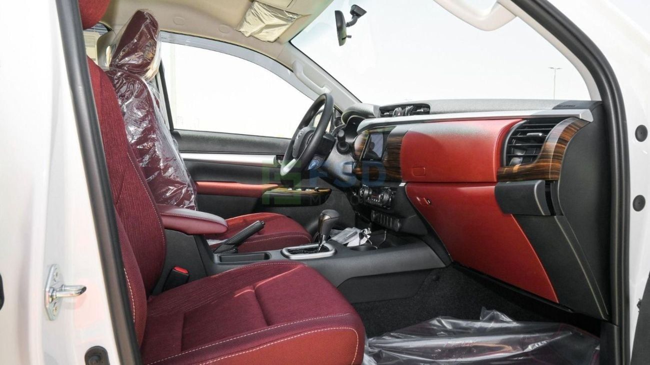 Toyota Hilux Toyota Hilux 2.7L Petrol 4WD A/T DC GLXS-G MY-2024