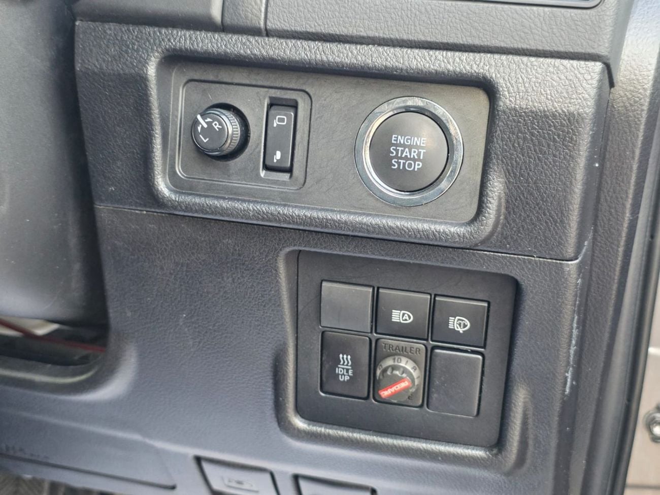 Toyota Prado 2019 4WD AT DIESEL = RIGHT HAND