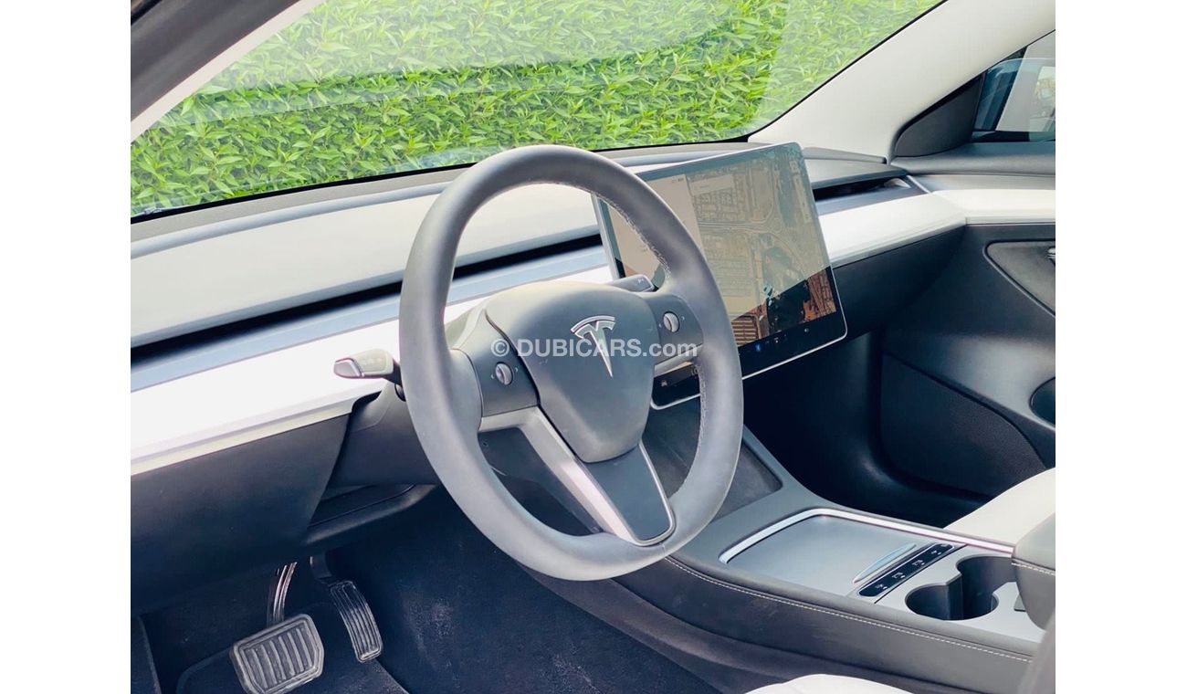 Tesla Model 3 TESLA MODEL 3 GCC 2023 Standard enhanced autopilot  Service history (under warranty) Original paint