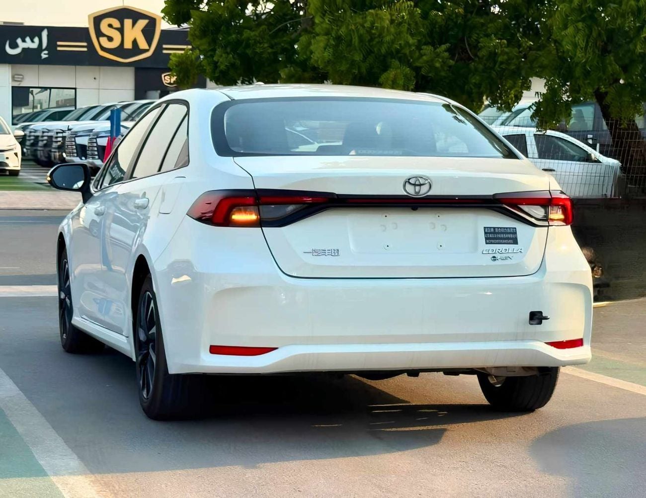 تويوتا كورولا HYBRID ELITE || 1.8L V4 / NEW SHAPE / ROOF MOUNTED CAMERA / READY UNITS (CODE # ELIF)