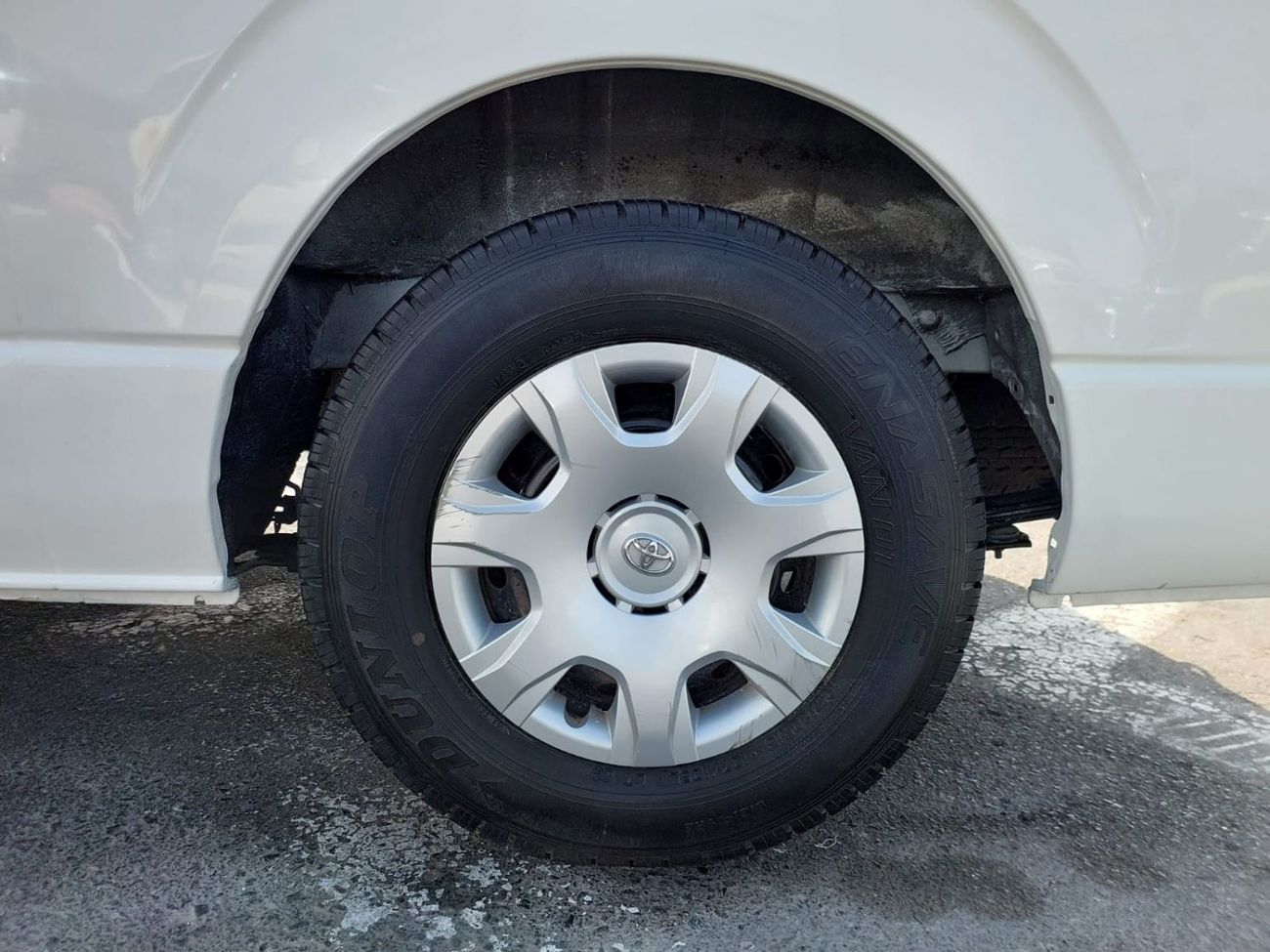 تويوتا هاياس TOYOTA HIACE VAN RHD 2015 MODEL 3.0 L DIESEL AUTOMATIC(PM15731)