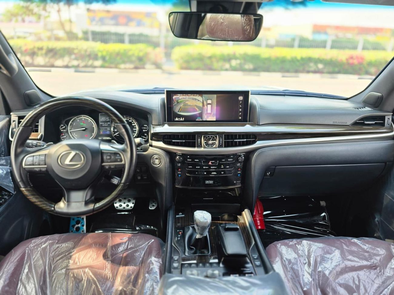 Lexus LX 570 Signature 5.7L 2020 GCC AL FUTTAIM LEXUS IN MINT CONDITION