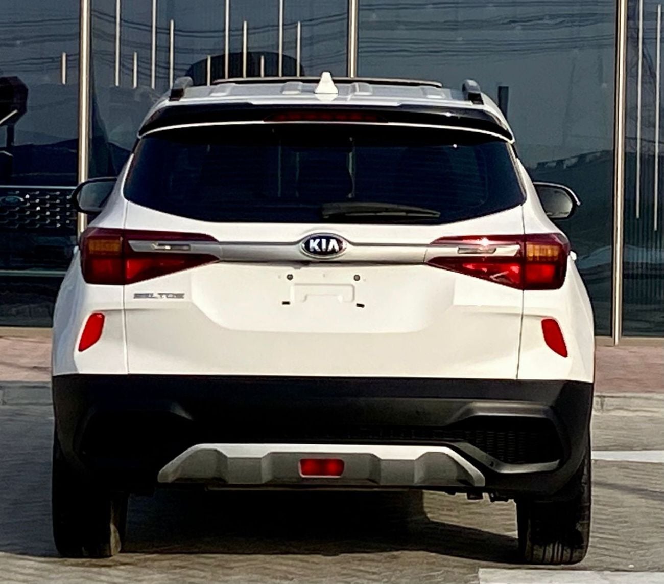 Kia Seltos 800-Monthly l GCC l Sunroof, Full Option l Accident Free