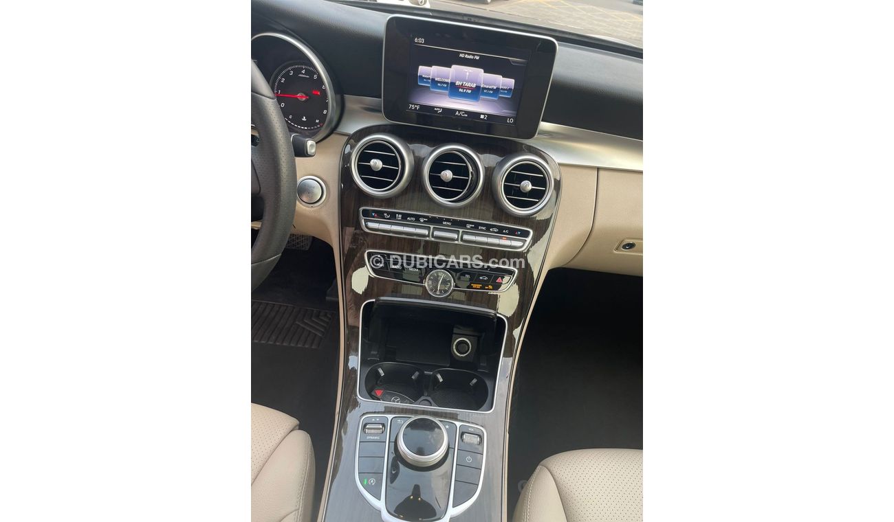 Mercedes-Benz C 300 Luxury