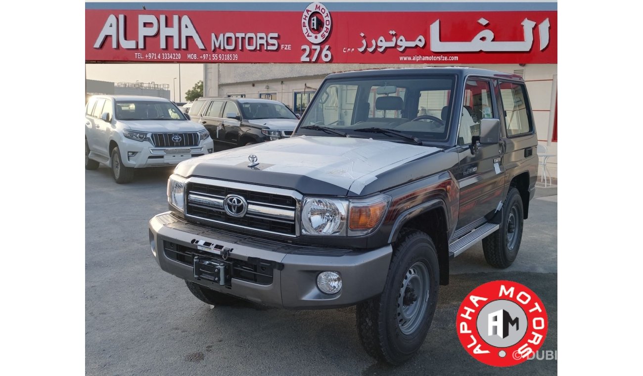 Toyota Land Cruiser Hard Top 4.0L V6 2doors (Winch + Wood + Fog Lamp + Sticker)