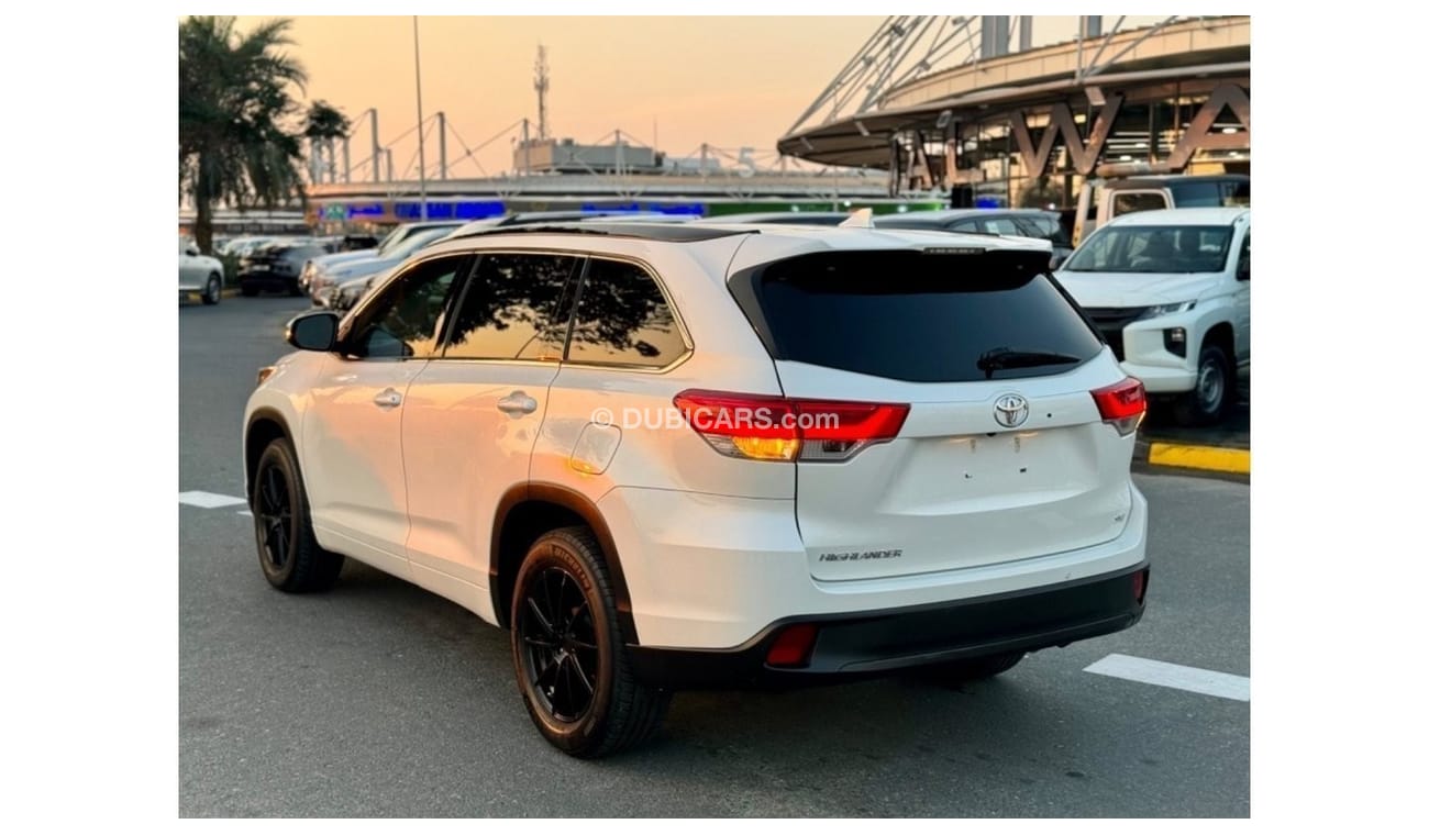 Toyota Highlander 2018 SE PREMIUM SUNROOF 2-KEYS AWD USA IMPORTED