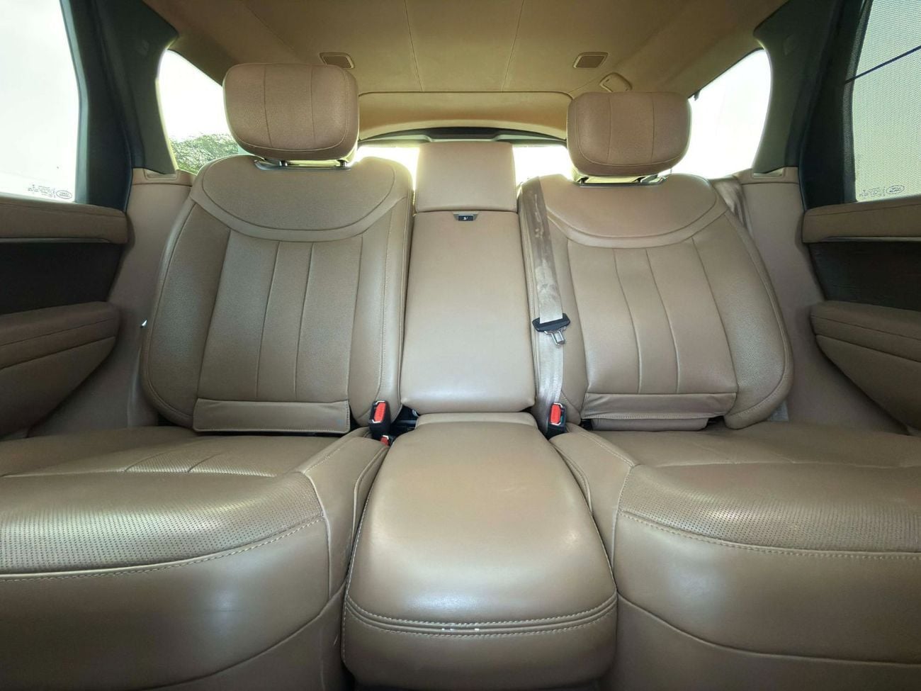 Land Rover Range Rover First Edition P530 4.4L GCC SPEC NEAT AND CLEAN