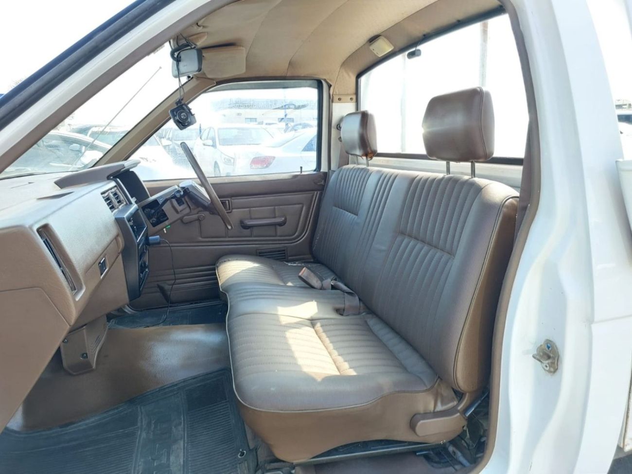 Nissan Pickup NISSAN DATSUN PICKUP RHD 1990 MODEL 1.6 L PETROL MANUAL(PM23324)