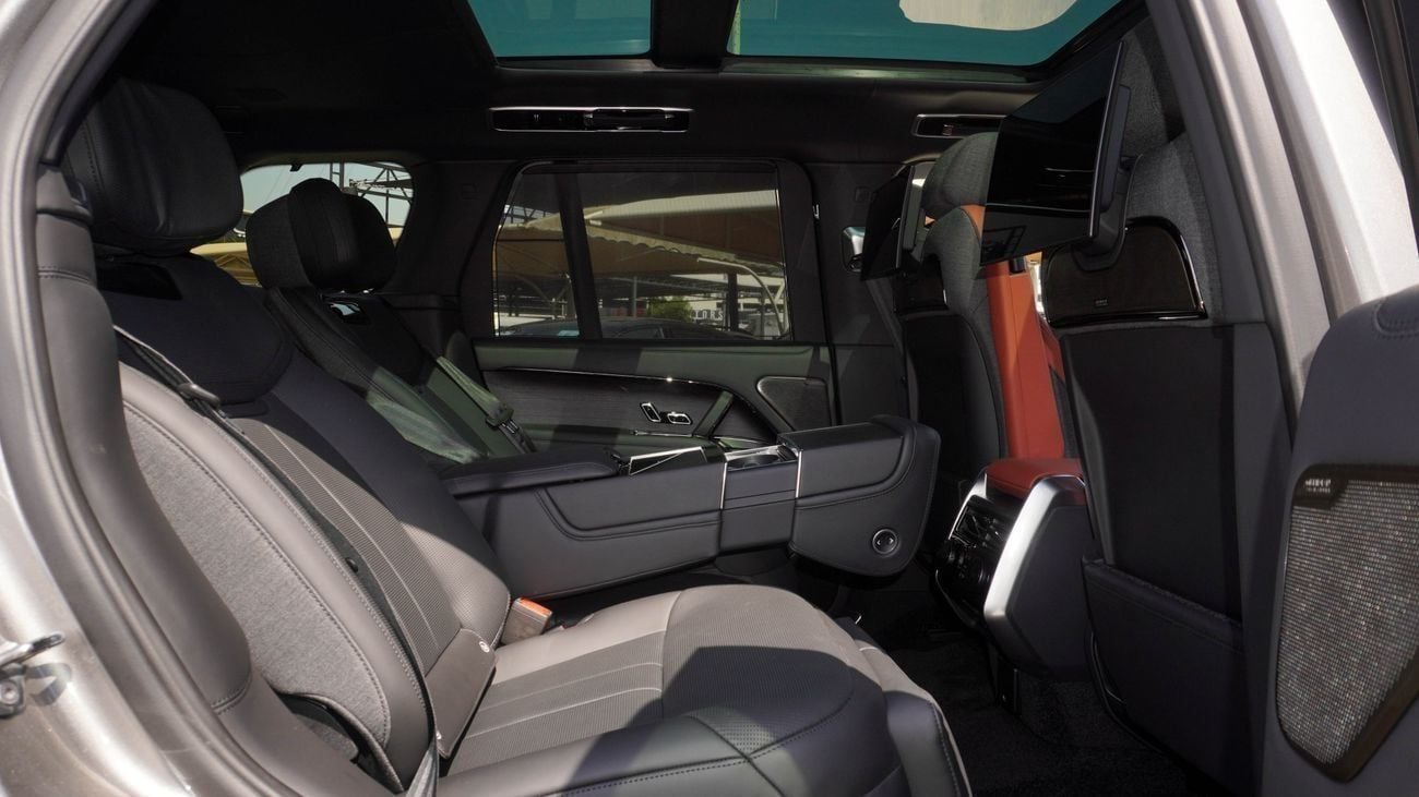 Land Rover Range Rover SV P615 4.4P MHEV V8 AWD SWB (For Local plus 10%)