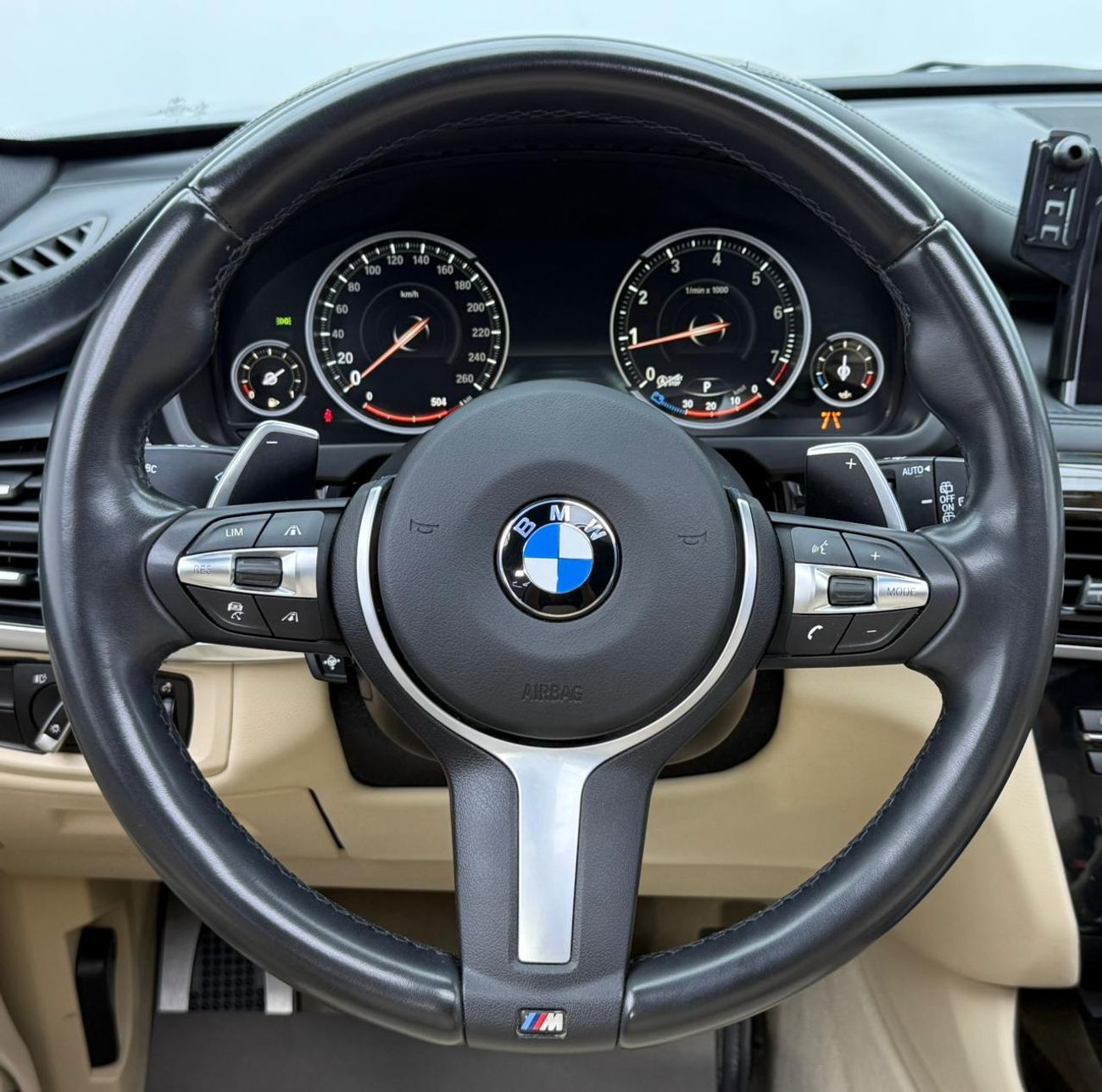 بي أم دبليو X5 50i M Sport 4.4L 2016 BMW X5 50i M-Sport, Full Service History, Fully Loaded, Excellent Condition, G