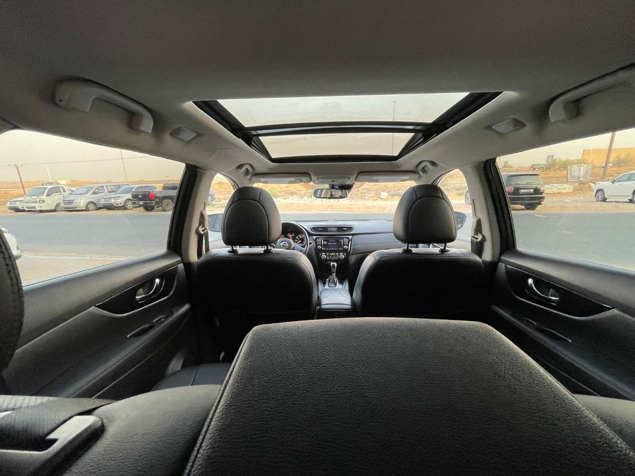 نيسان روج بلاتينيوم / أعلى المواصفات / بانوراما  / كاميرا 360 / 750 درهم شهريا