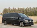 Mercedes-Benz V 250 Std 2.1L MERCEDES V-250 GCC 2024 ORGINAL PAINT // LOW MILEAGE // PERFECT CONDITION