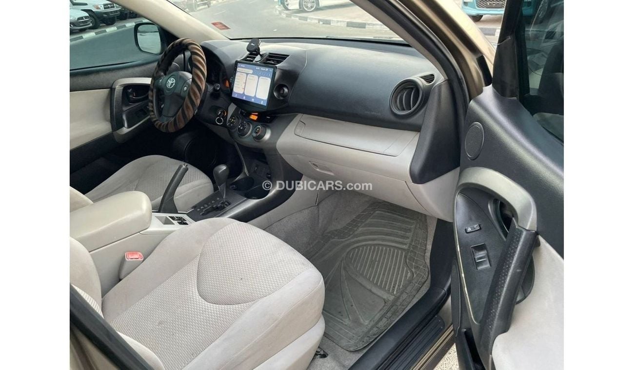 تويوتا راف ٤ 2011 Toyota RAV4 4X4 With Sunroof