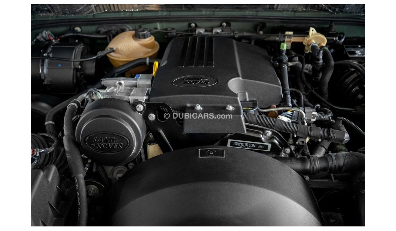 لاند روفر ديفندر 2015 Land Rover Defender 110 Station Wagon / Full Al Tayer Service History / One Owner