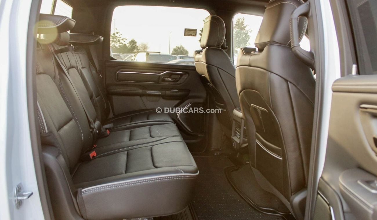 RAM 1500 Limited DODGE RAM 5.7L