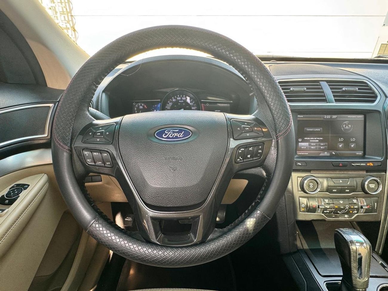 فورد إكسبلورر 2016 Explorer XLT- Panoramic Full Option,GCC