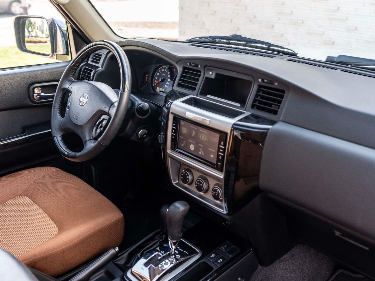 نيسان باترول سوبر سفاري VYC