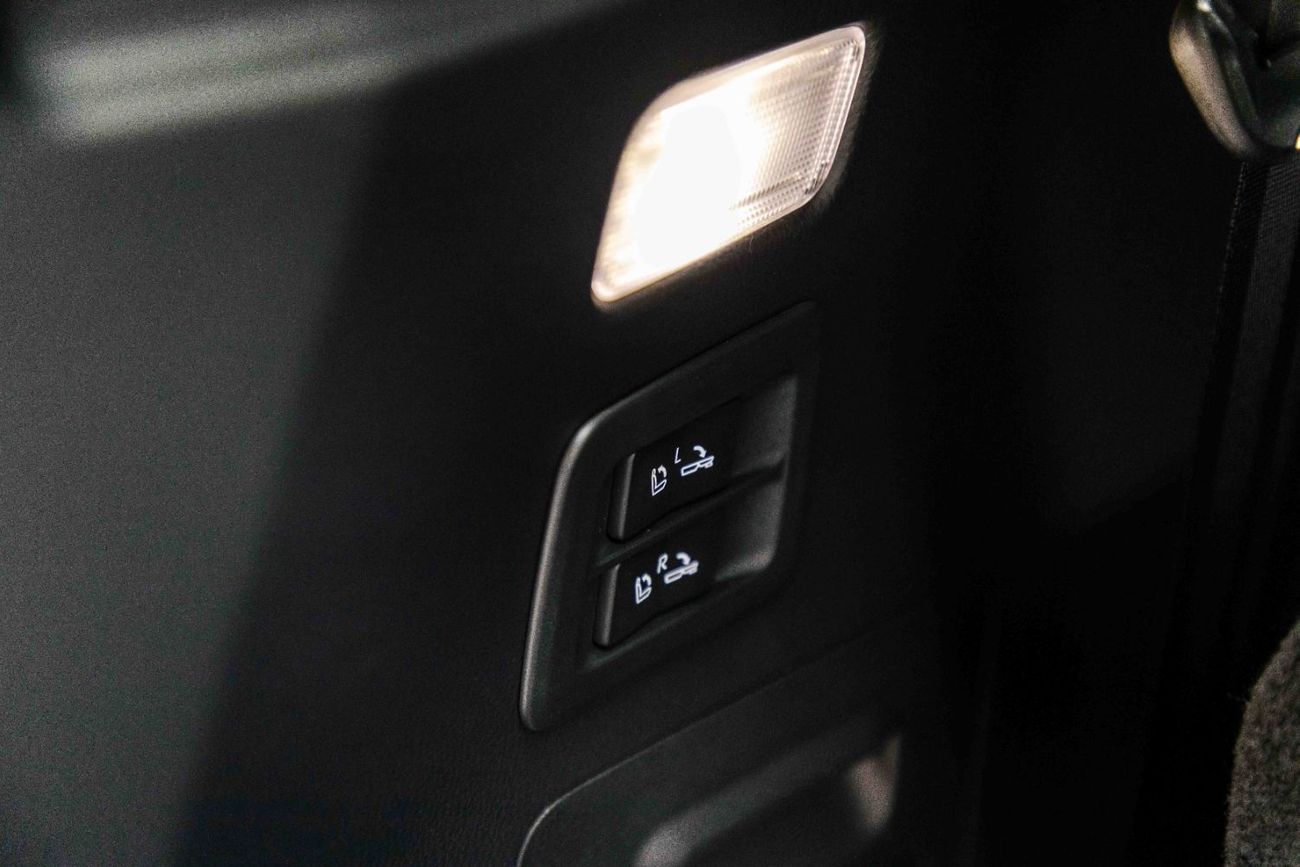 Toyota Land Cruiser VXR 3.3L - Precious White Pearl Inside Black & Dark Red | Export Only