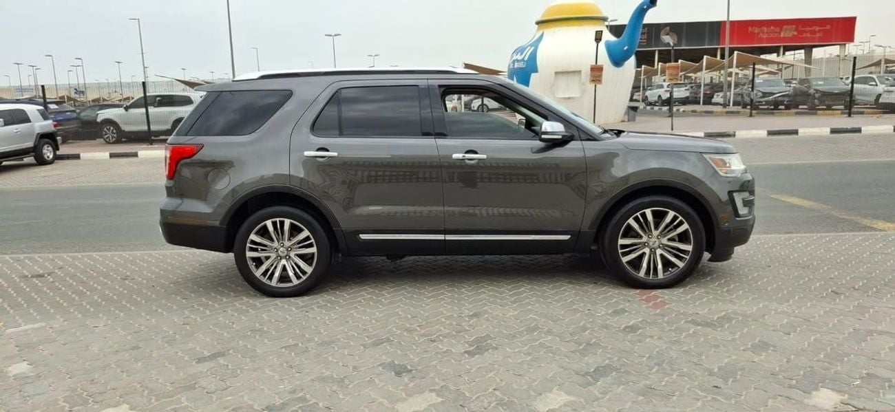 Ford Explorer LIMITED Paltinum