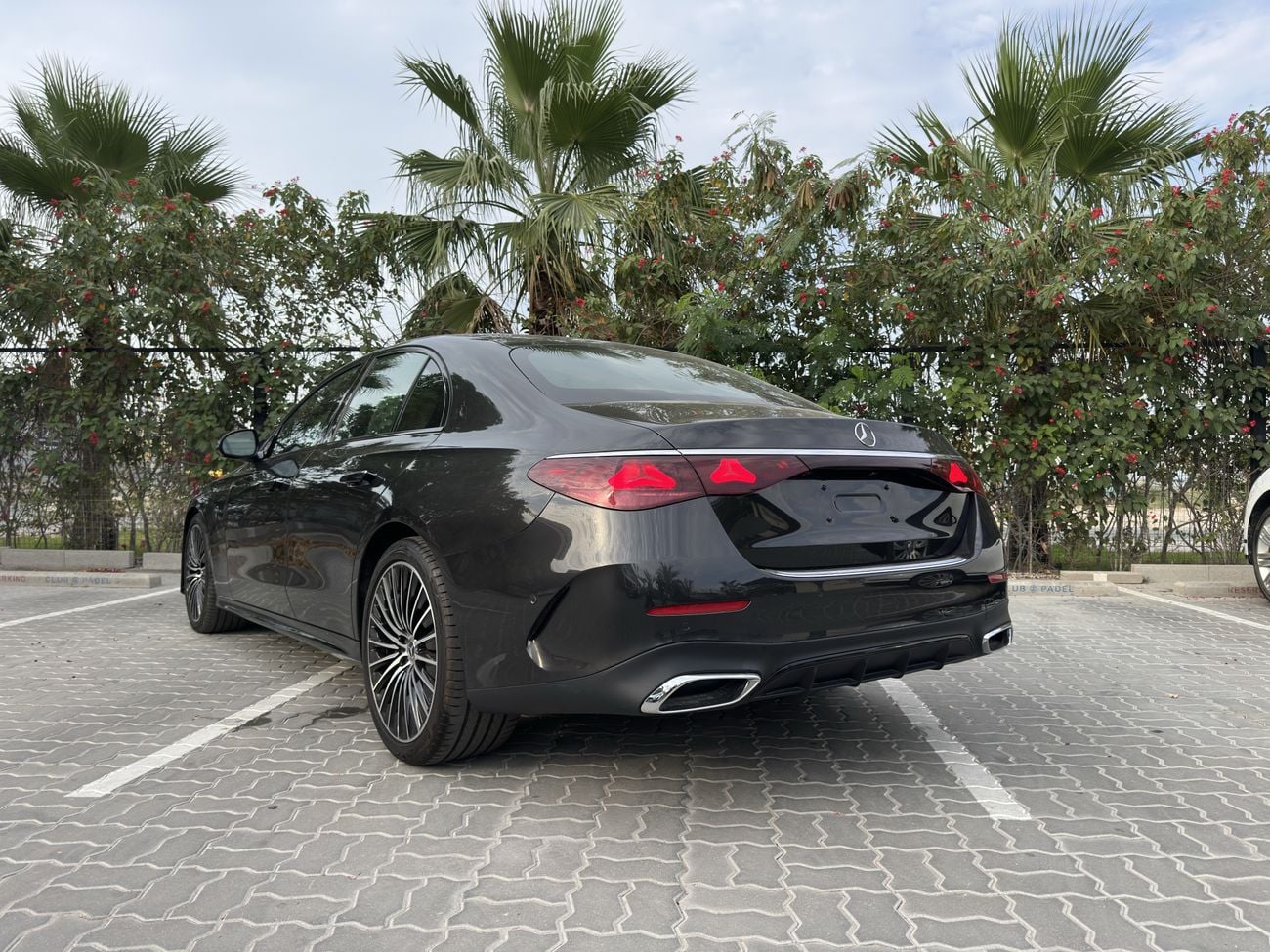 Mercedes-Benz E 450 E460 AMG