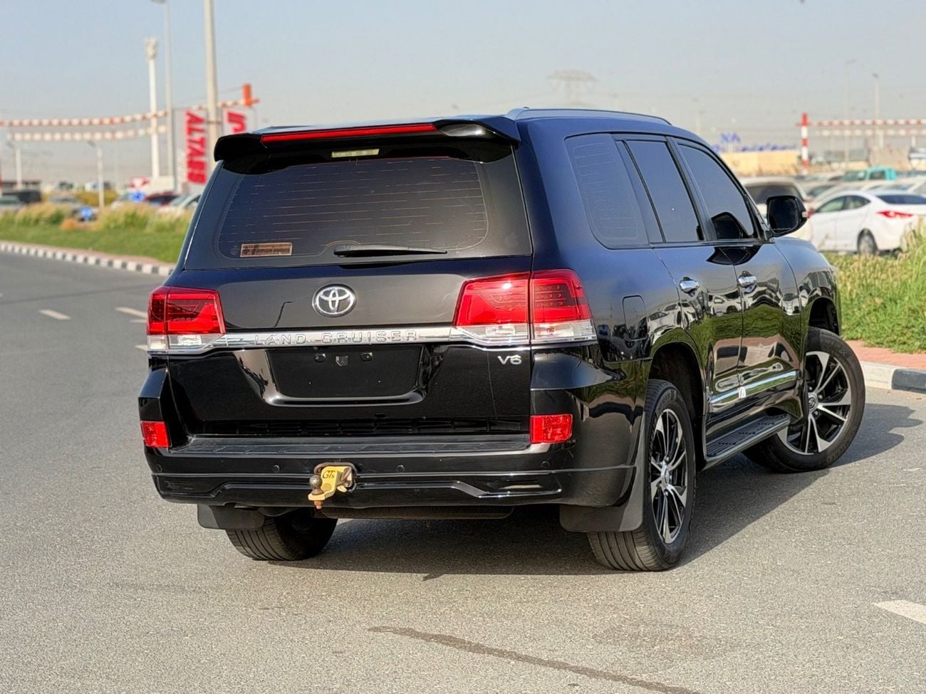 Toyota Land Cruiser Toyota landcuriser 2017  GXR V6 full option petrol full option