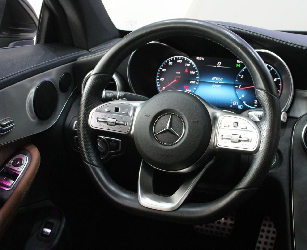 Mercedes-Benz C 200 C200 // GCC