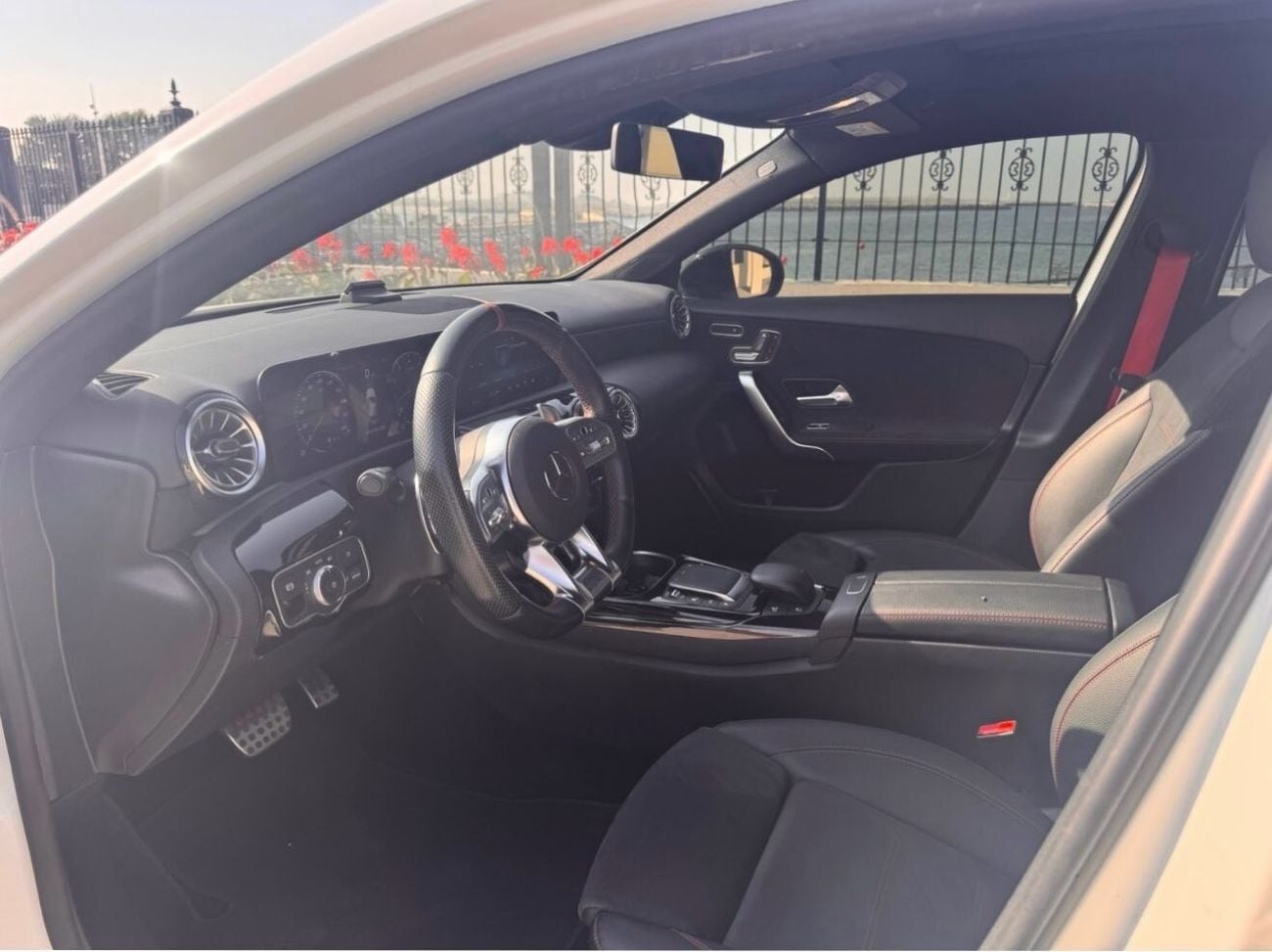 Mercedes Benz A35 AMG 4MATIC PREMIUM