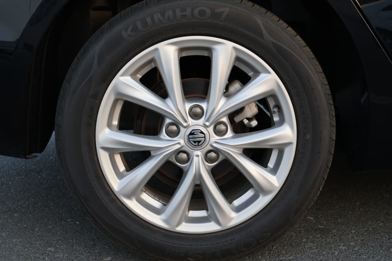 أم جي 5 2024  MG5 1.5L AT COMFORT