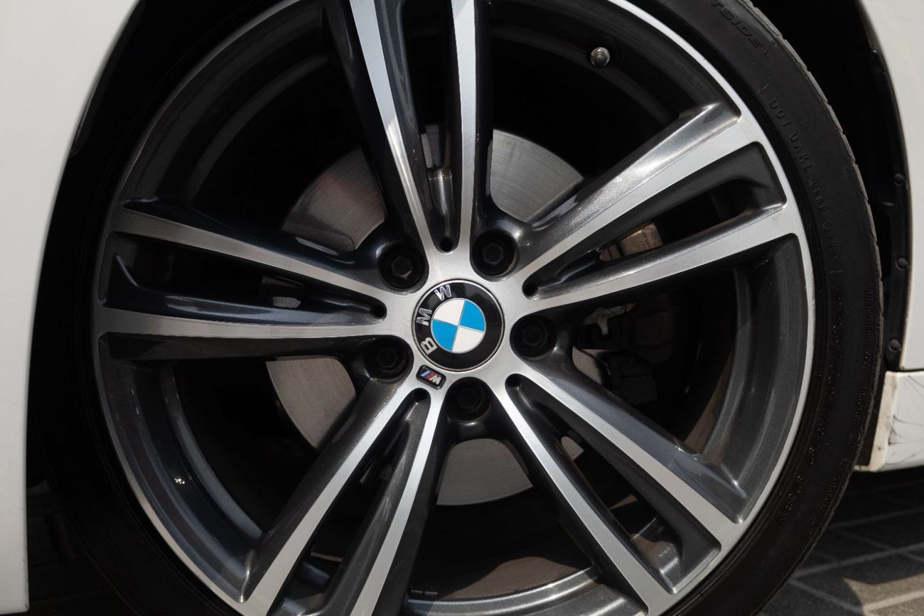 بي أم دبليو 428i