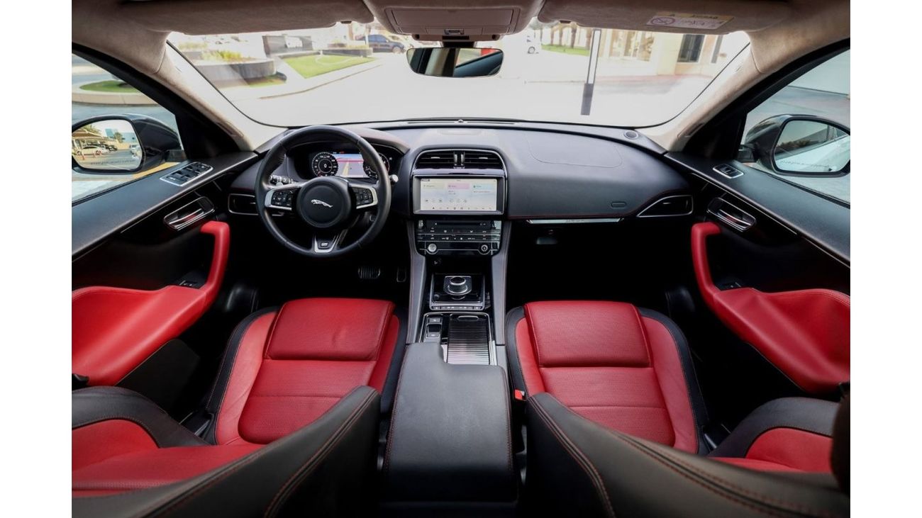 Jaguar F Pace Jaguar F-Pace R-Sport 2019 GCC under Agency Warranty and Service Contract with Flexible Down-Payment