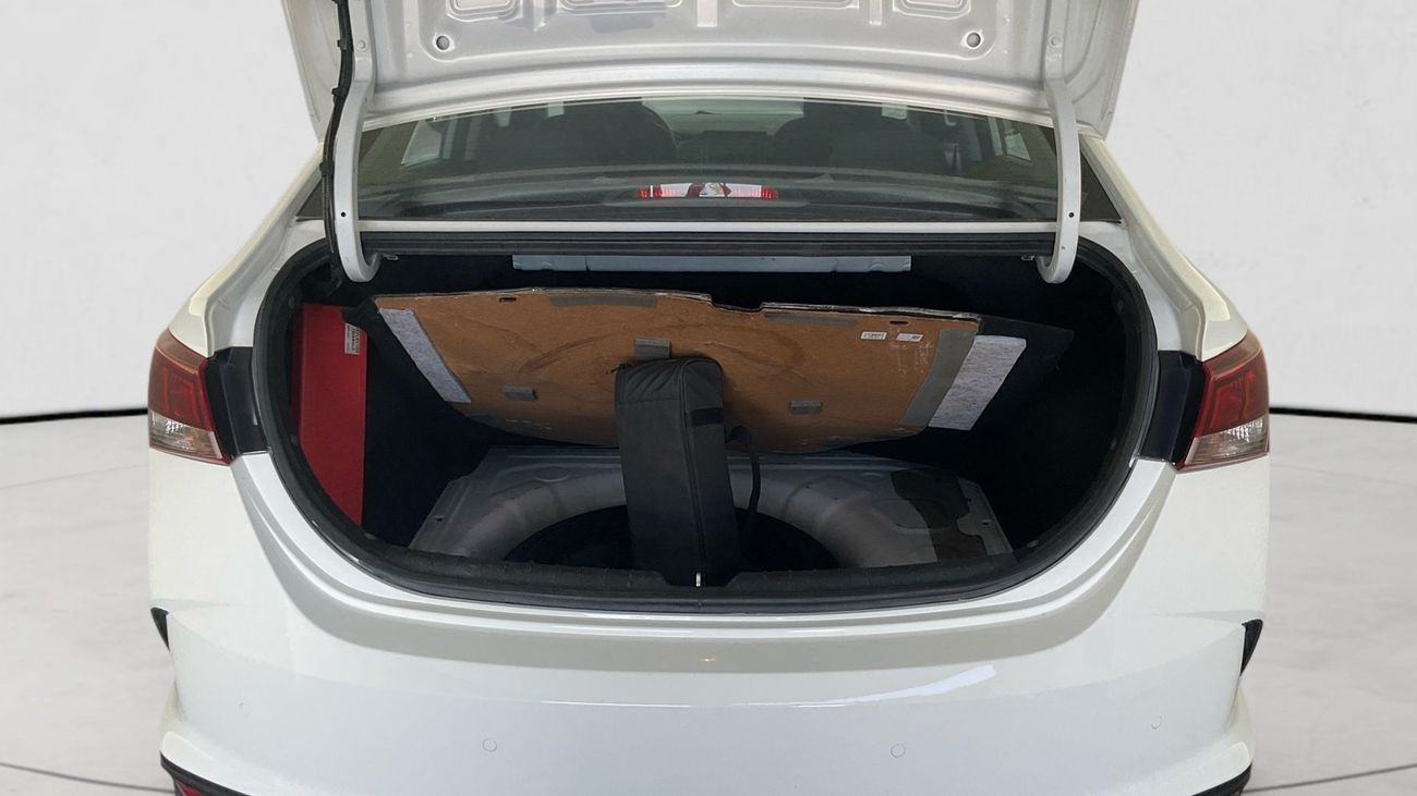 هيونداي أكسنت 1.6 AUTO GL AUTO SMART PLUS | شامل الضمان | 0 ﺪﻔﻋﺓ ﺃﻮﻟﻯ