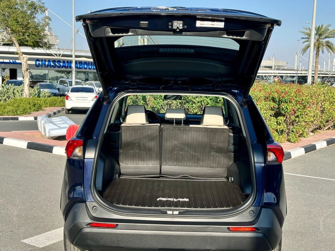 تويوتا راف ٤ 2022 Toyota RAV4 XLE 4x4, imported from USA