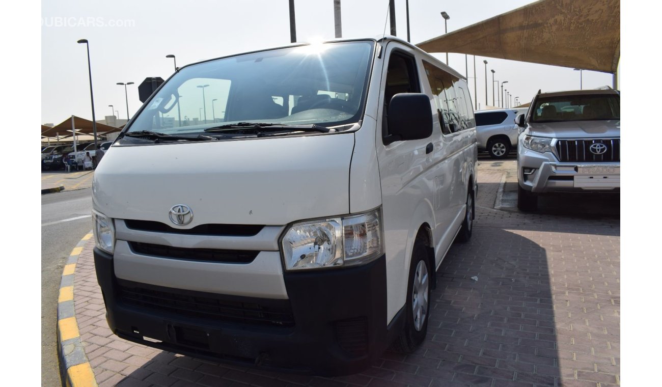 Toyota Hiace GL - Standard Roof Toyota Hiace std roof GL 13 seater, model:2016. Excellent condition