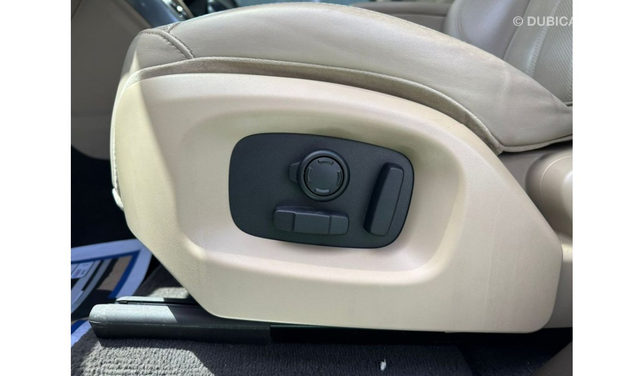 Land Rover Range Rover Sport V-8 5.0L