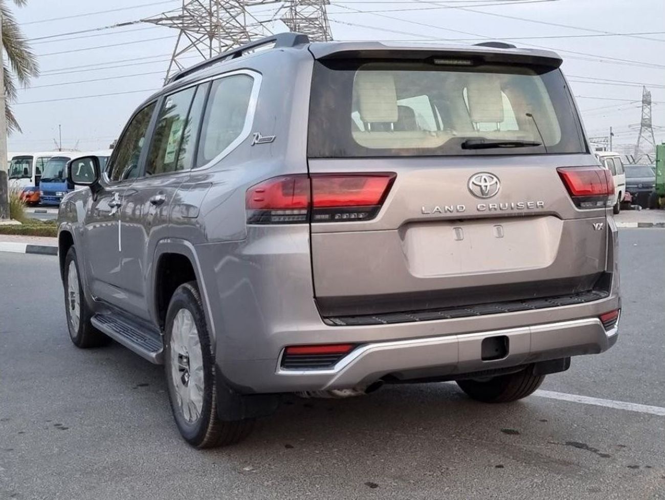 تويوتا لاند كروزر 2025 Toyota Land cruiser 4.0L VX Petrol 6 Cylinder Automatic Zero KM