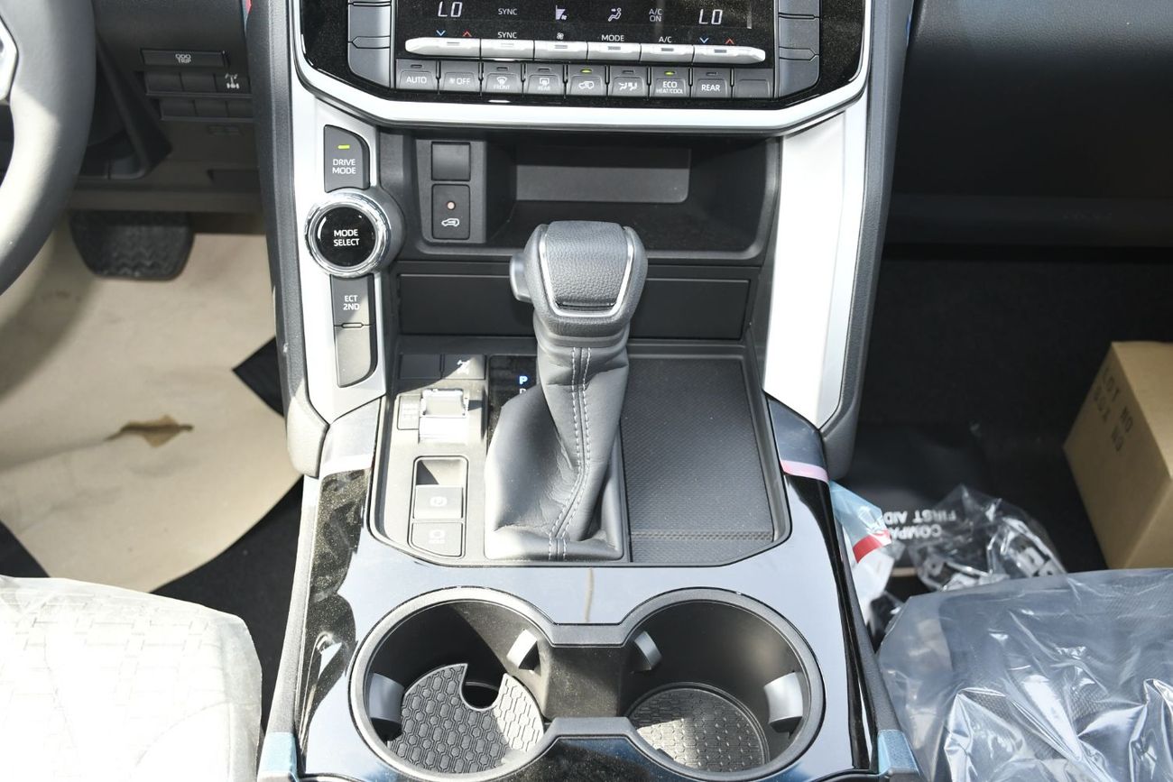 Toyota Land Cruiser 3.5L Twin Turbo Basic Option ( Ready Stock)