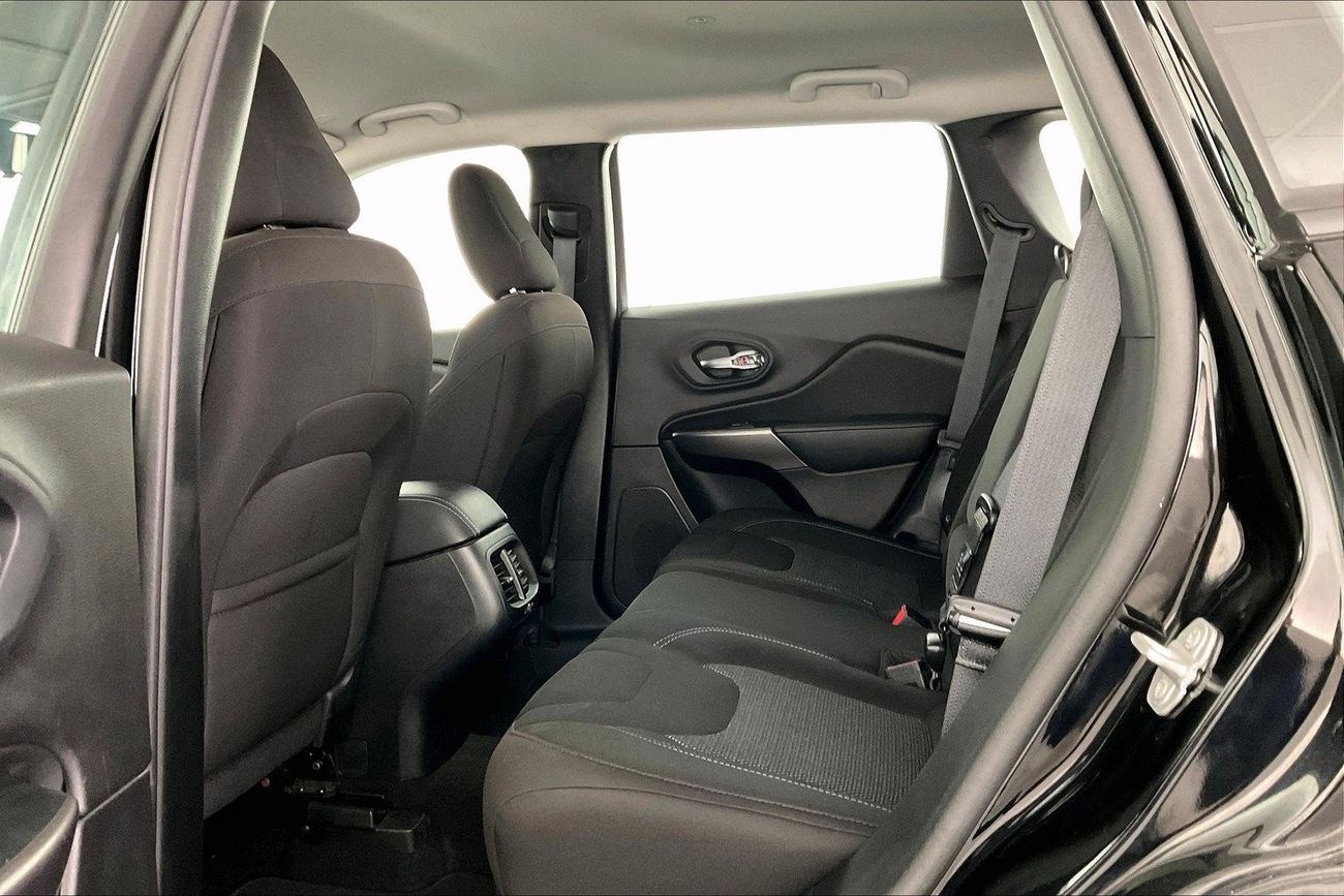 Land Rover Range Rover Evoque SE | 1 year free warranty | 0 Down Payment