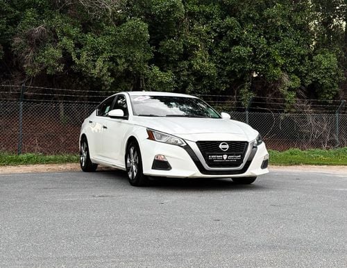 Nissan Altima S 2.5L Nissan Altima | 2.5 L | 2019 | GCC | Accident-Free | In Excellent Condition | 1015 P.M