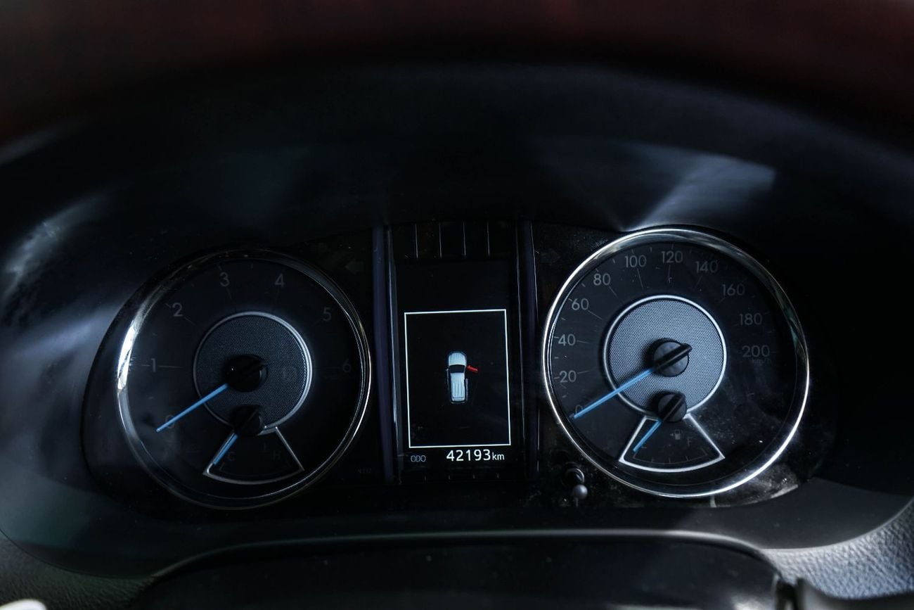 تويوتا فورتونر he 2018 Toyota Fortuner is a rugged, 7-seater mid-size SUV, often praised for its reliability and of